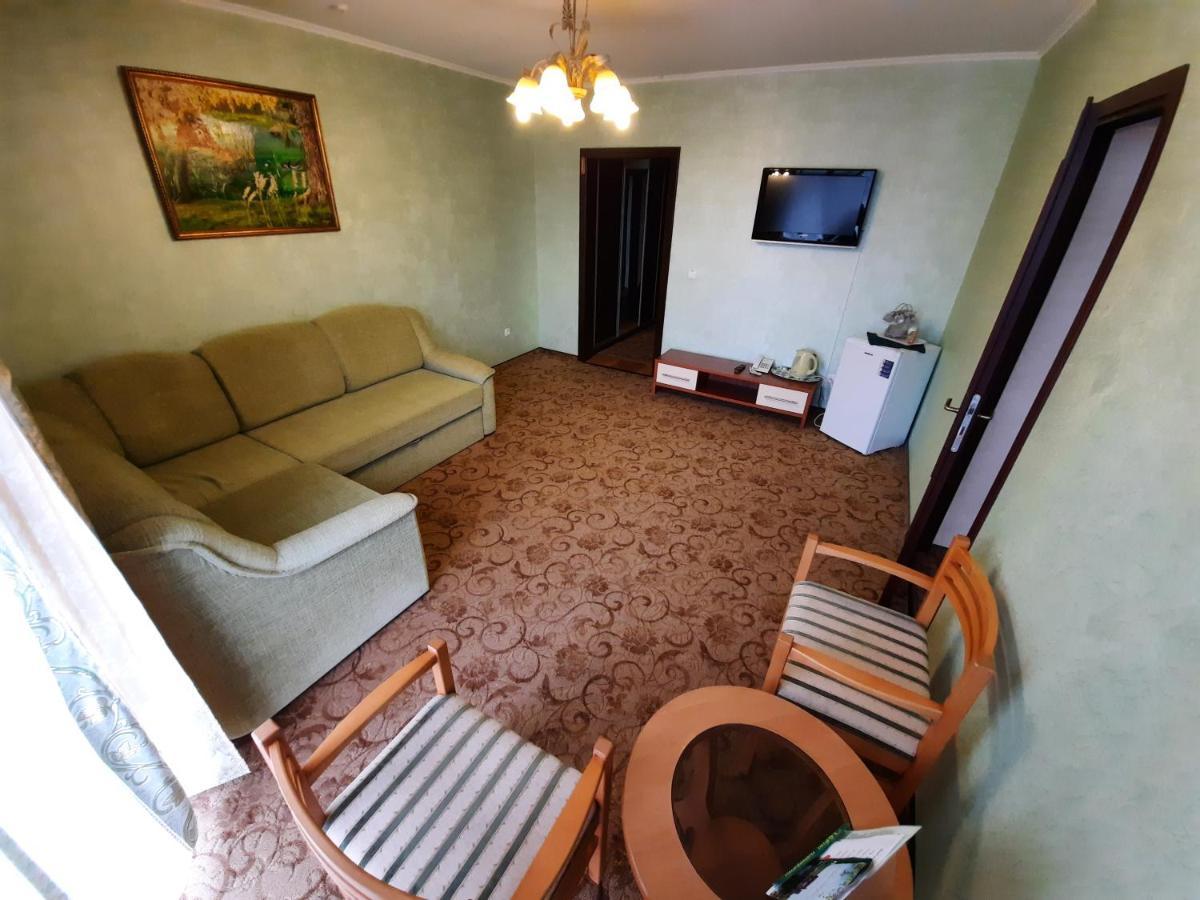 Tsvit Paporoti Yaremche Luaran gambar